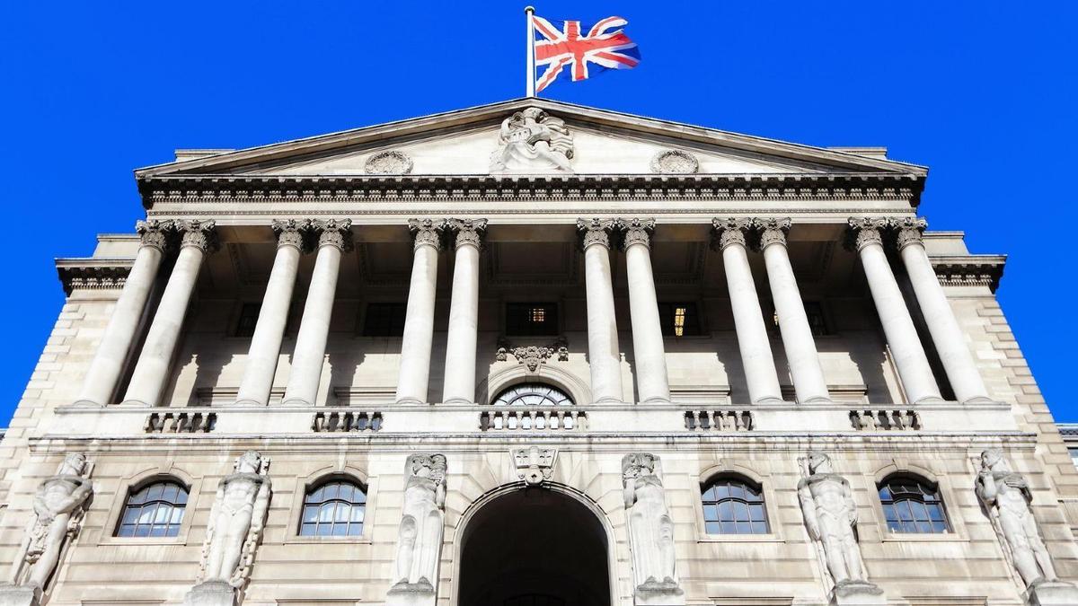 Cryptocurrencies Don’t Pose A Threat To Financial Stability, Bank Of England’s Cunliffe Says
