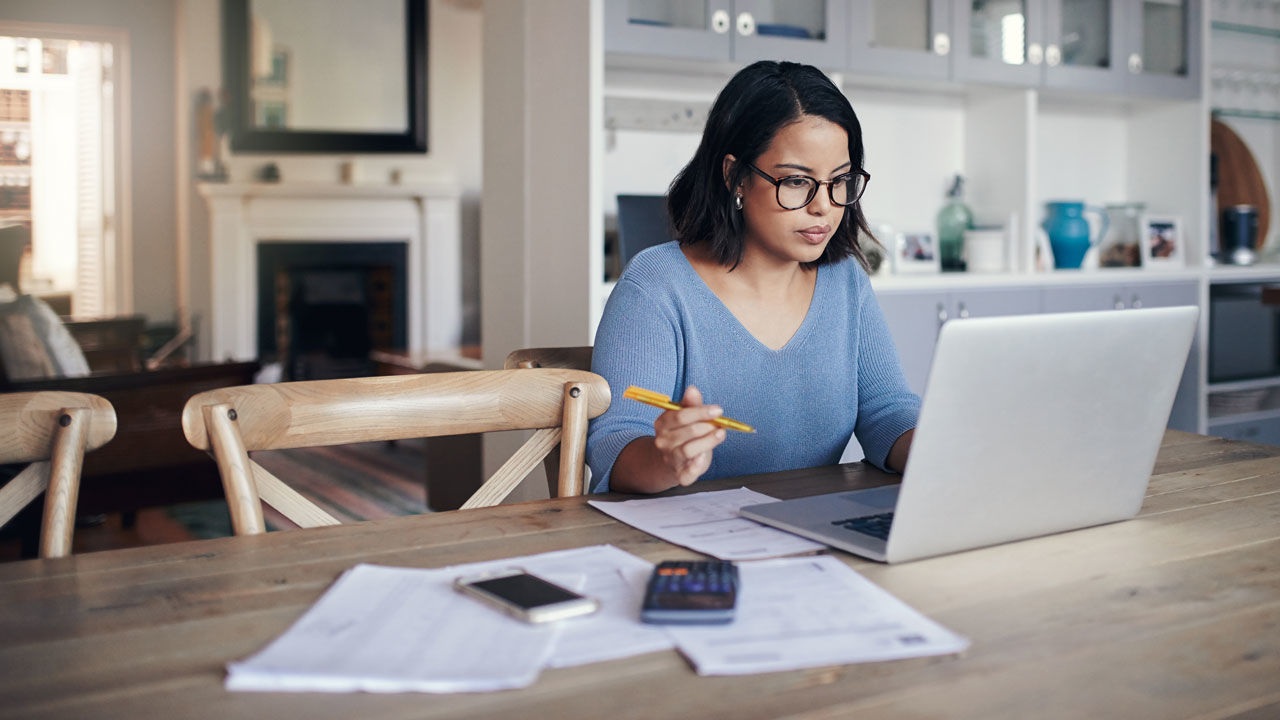 4 Content-Creating Side Hustles That Can Produce Passive Income, With Tips From The Pros