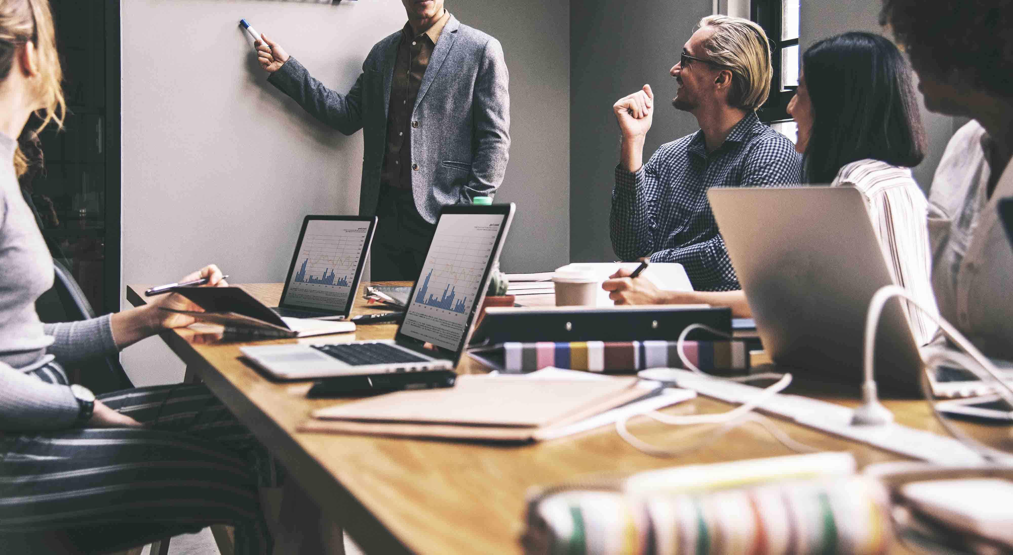 Monday Is The Worst Day To Schedule Your Meetings. Here's The Best Time To Do It
