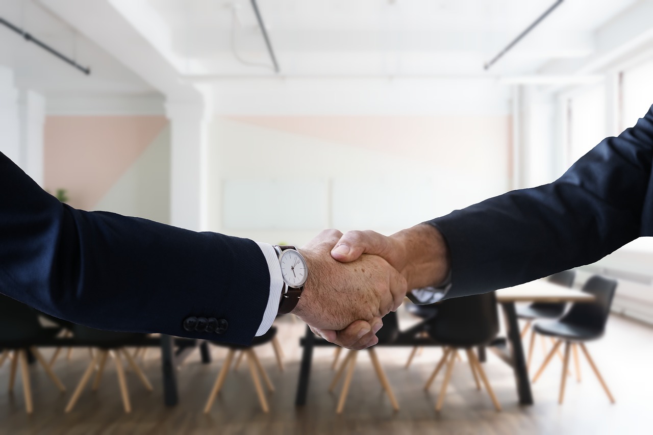 What To Ask At The End Of A Job Interview, And More Tips To Help You ‘Knock It Out Of The Park’