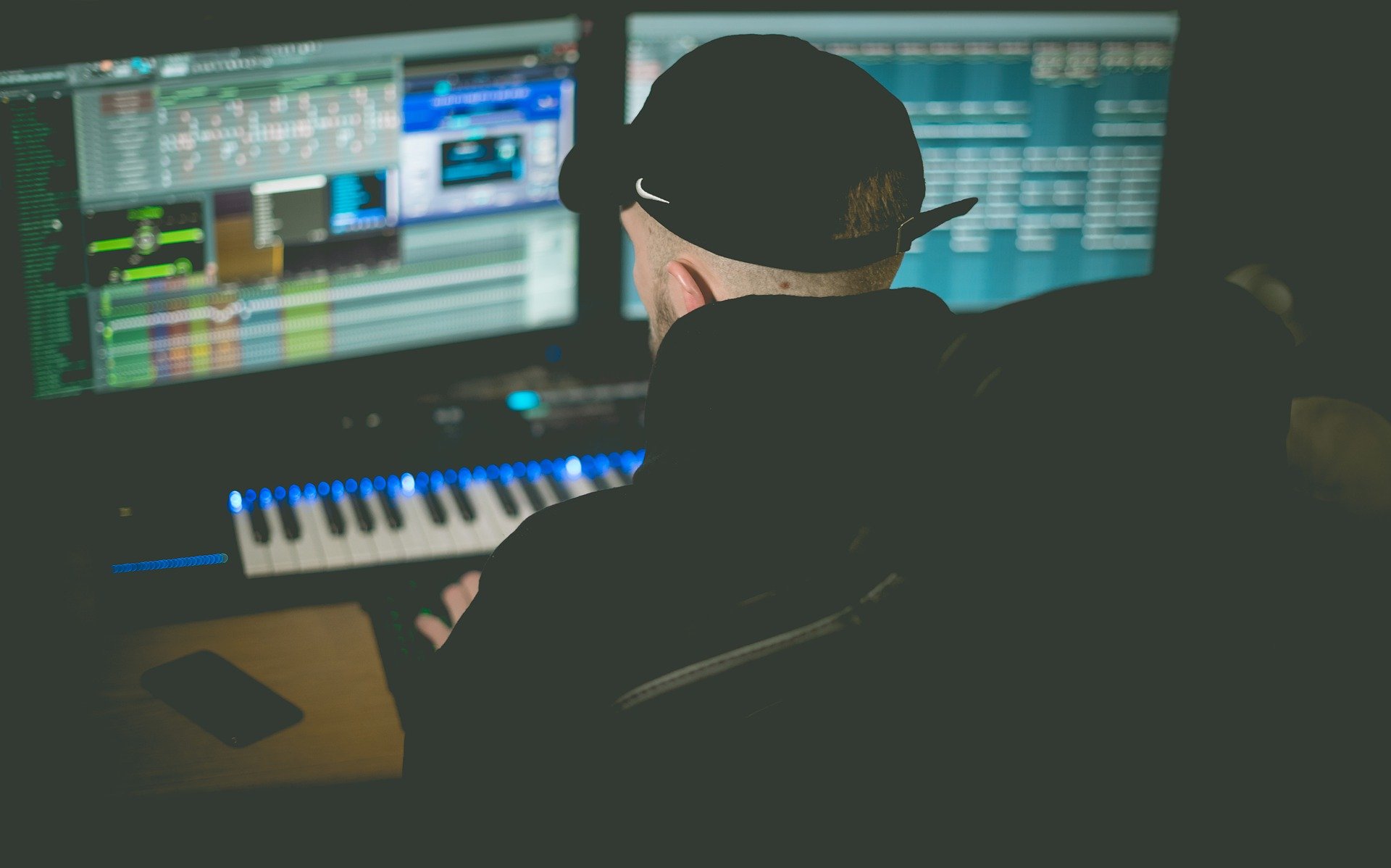 This 31-Year-Old Went ‘All In’ On YouTube—Now He Makes $6 Million A Year
