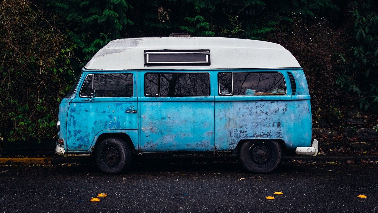How A Tech Entrepreneur Ran A 7-Figure Business From A Bus He Lived On With A Wife And 3 Kids