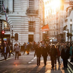 dont-hurry-to-grow-up-9-older-millennials-share-their-best-advice-to-recent-grads