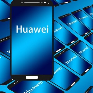 huawei-to-sell-key-server-division-due-to-u-s-blacklisting