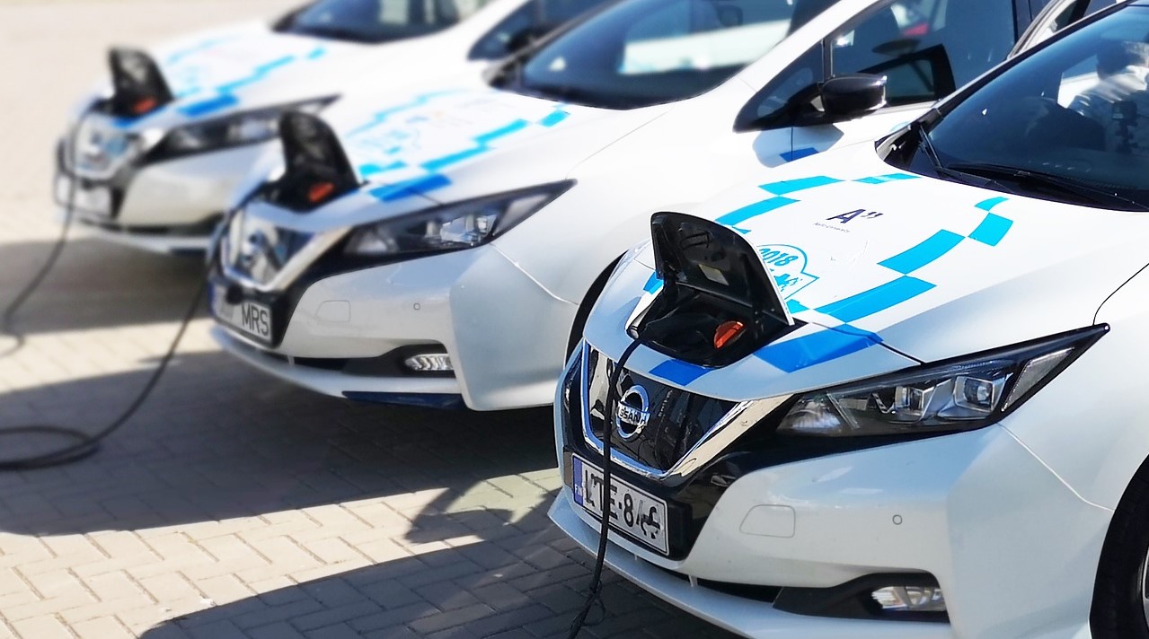 Global Carmakers Target $515 Billion Investment For EVs, Batteries