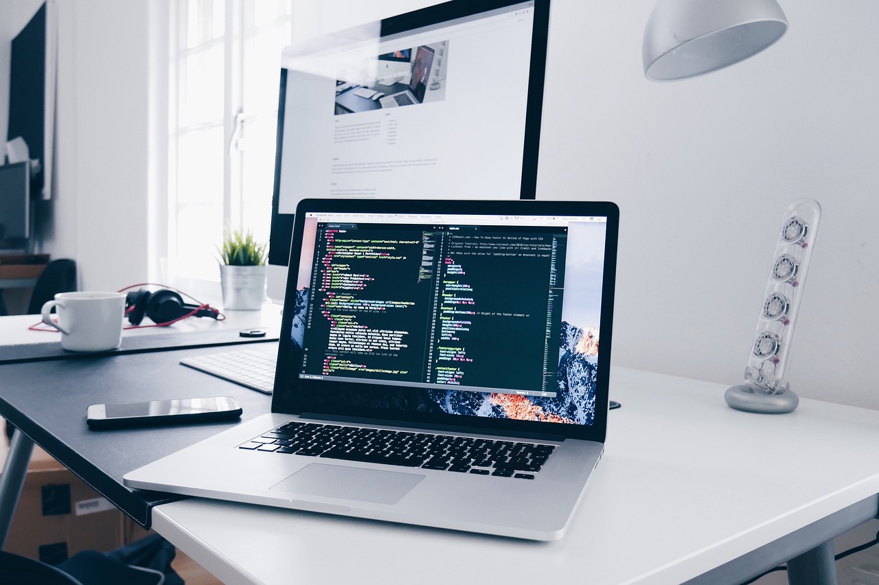 From $70,000 To $120,000: Here’s How Much 3 Software Engineers Earn Around The U.S.