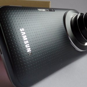 Samsung Elec Plans To Merge Mobile And Consumer Electronics Divisions