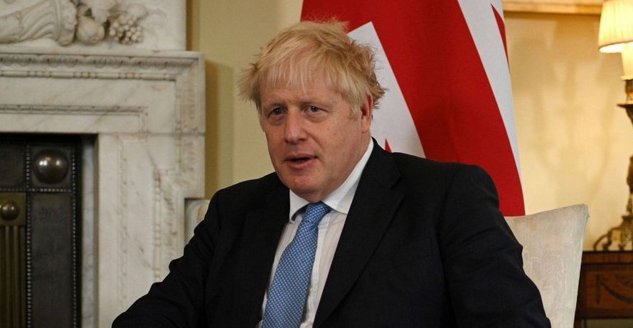 Omicron: UK Lifts Travel Ban On 11 African Countries