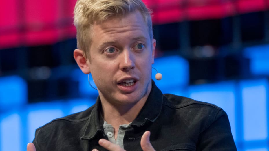 Social Media Giants Reddit File To Go Public