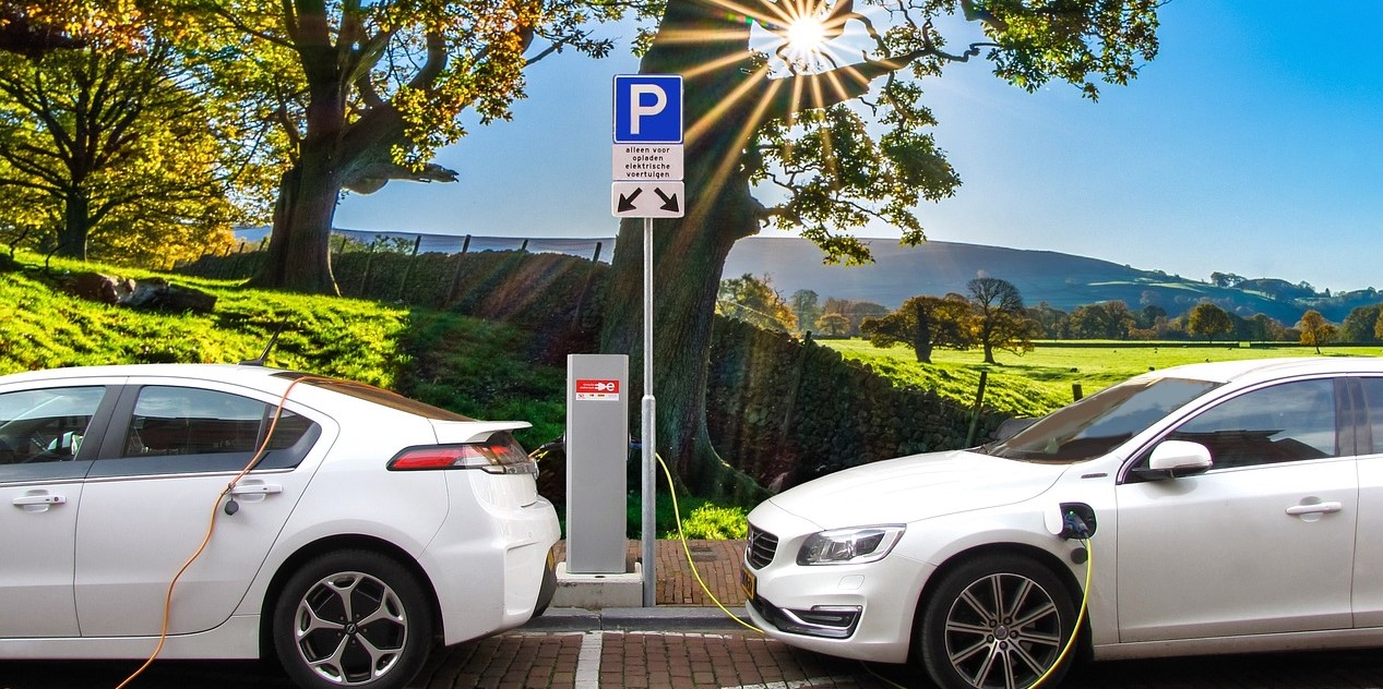 Electric Vehicle Stocks Soared On Hype In 2021 But Investors' Bigger Bet Is On 2022 