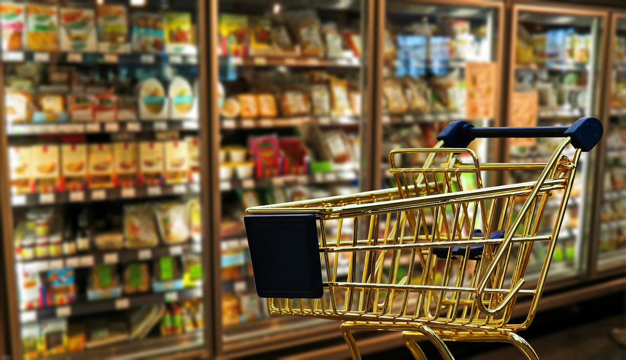 U.S. Retail Sales Slide Sharply as Inflation Weighs on Consumers