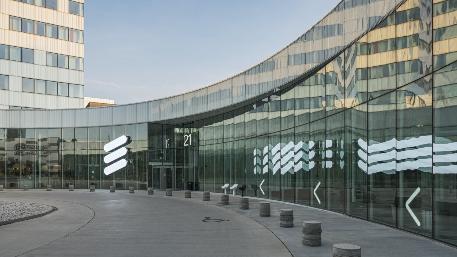 Ericsson Sues Apple Again Over 5G Patent Licensing