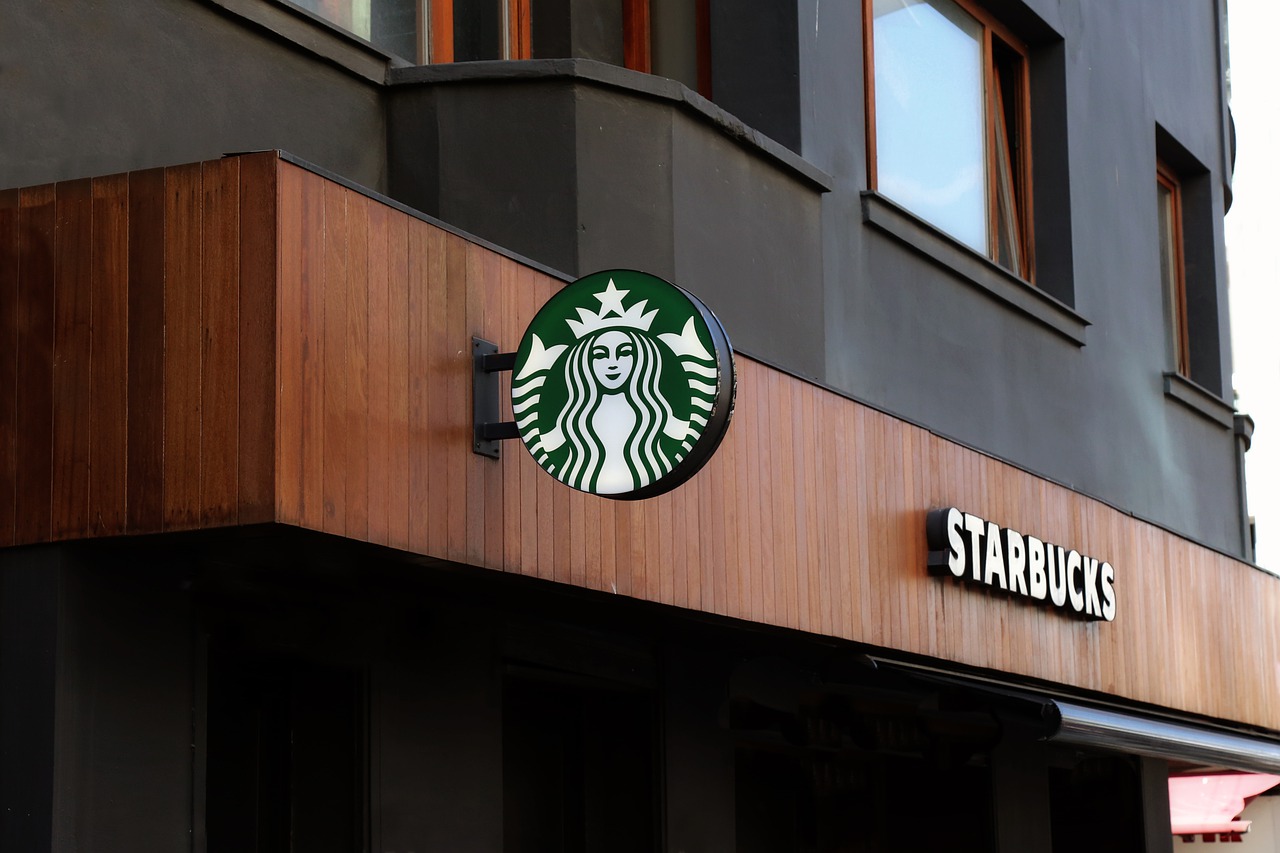 Starbucks Scraps Vaccine Requirement Following Supreme Court Decision