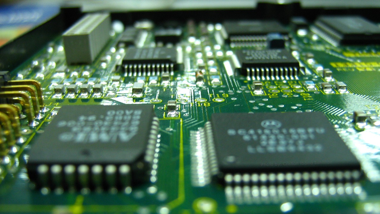 Toshiba Halts Operations At Japan Chip Plant After Earthquake