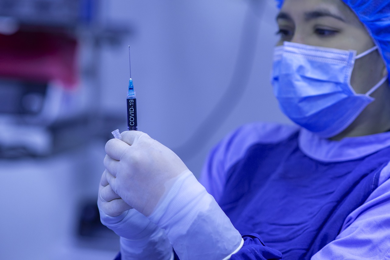  Do I Need A Fourth COVID-19 Shot? Probably Not, Experts Say