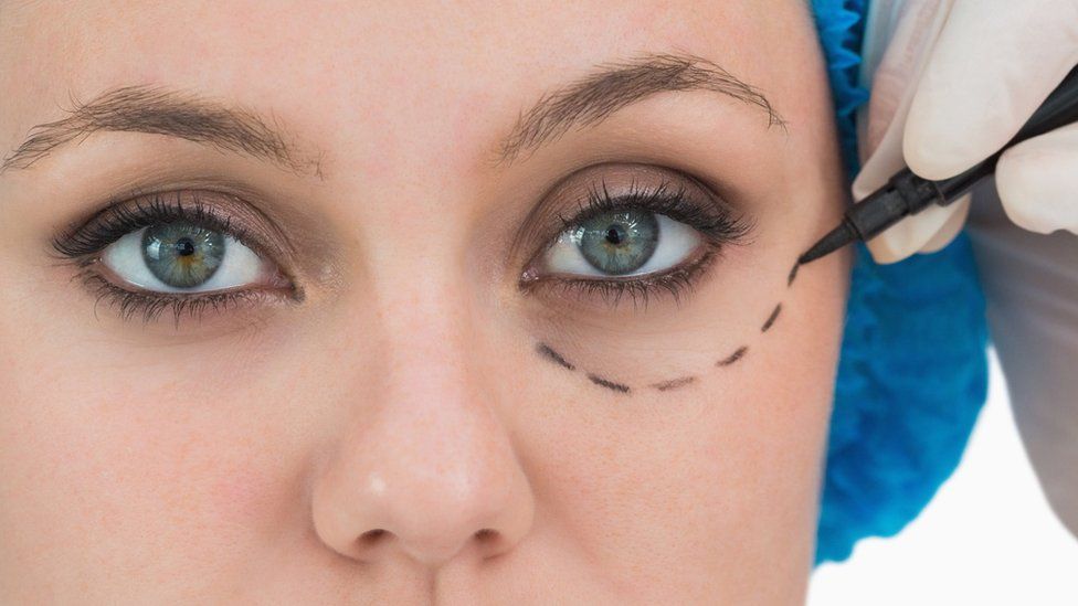 Experts Claim That Remote Work And Social Media Are Behind The Plastic Surgery Boom