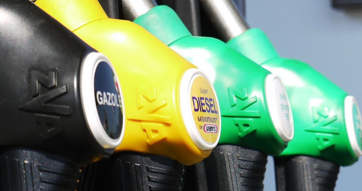 Nigeria's Fuel Supply Crisis Building Up As NNPC Ask Trading Firms For Emergency Gasoline Supplies