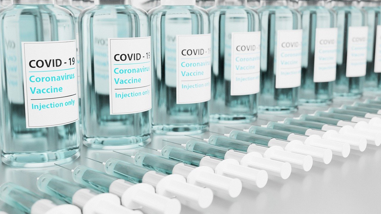Moderna, Pfizer Stocks Fall As Covid Omicron Wave Subsides In U.S.