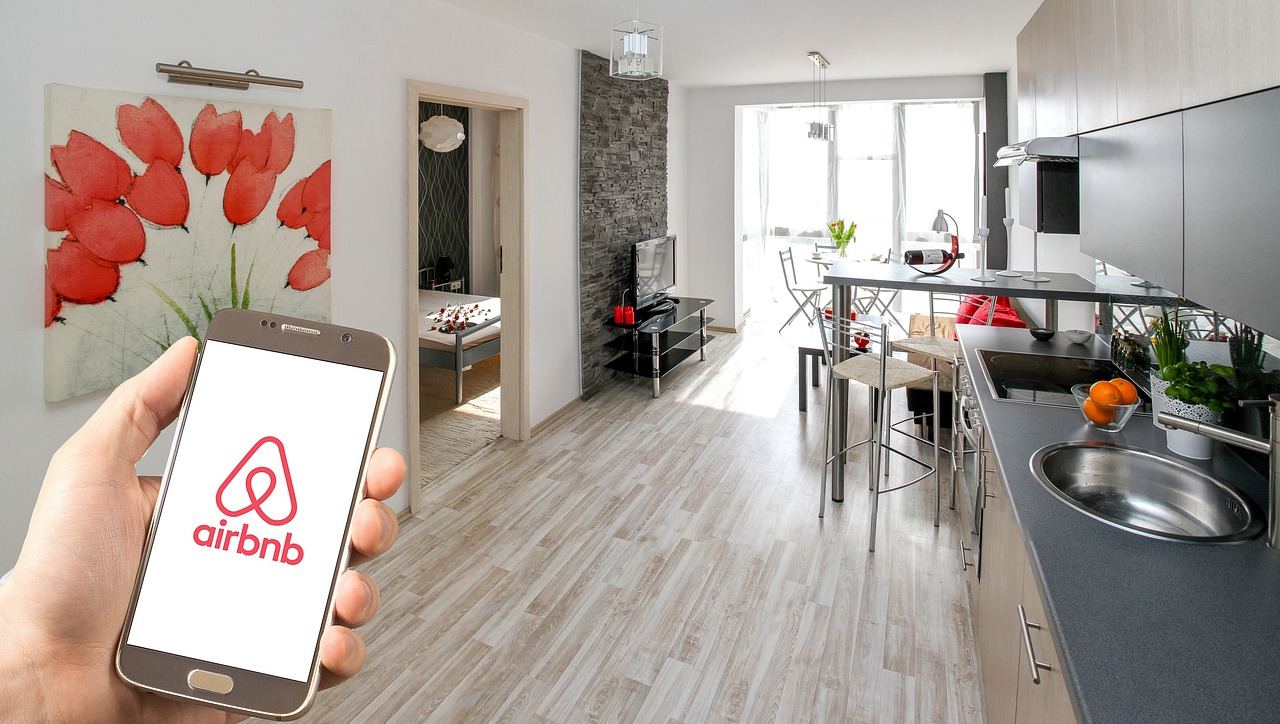 Airbnb to Provide Accommodation For 100,000 Ukrainian Refugees