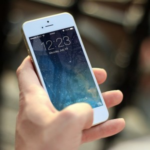 apple-expected-to-launch-new-low-cost-5g-iphone