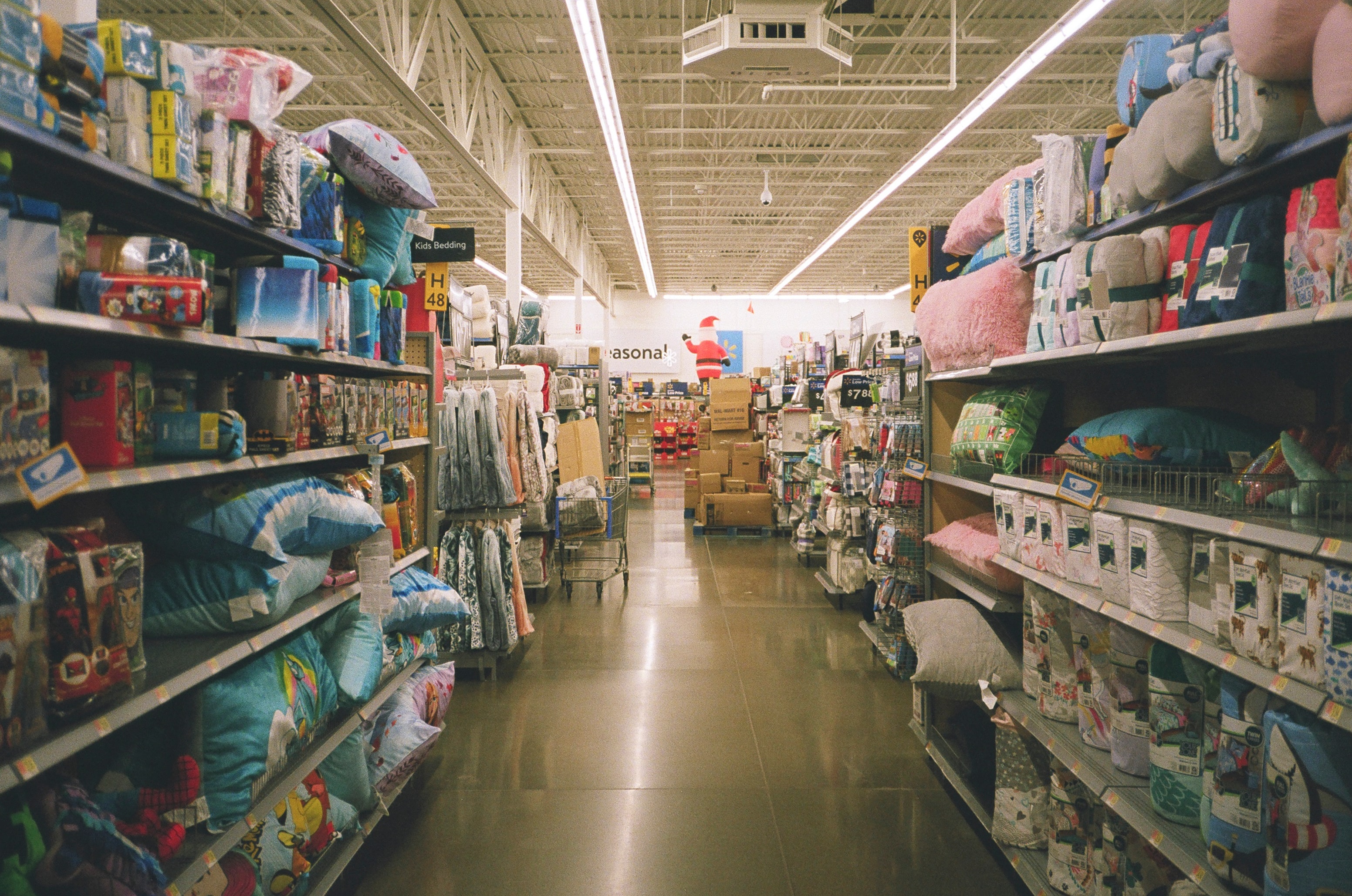 Walmart Looks To Add 50,000 Workers In The US Before End Of April