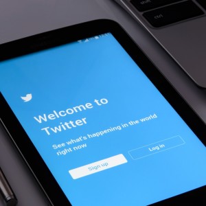how-kremlin-accounts-are-manipulating-twitter