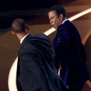 will-smith-smacks-chris-rock-on-oscar-stage-after-jada-pinkett-smith-joke