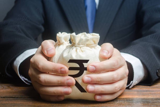 India Central Bank Hikes Interest Rates After Two Years