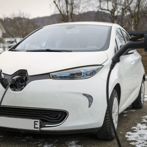 Electric Vehicles: 5 Things To Consider Before Buying One