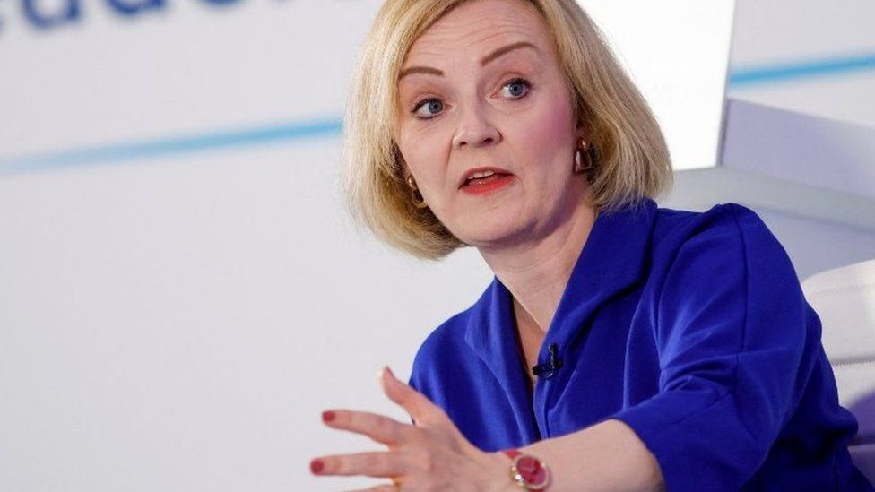 Tory Leadership: Truss Criticised For Macron 'Jury Is Out' Remark