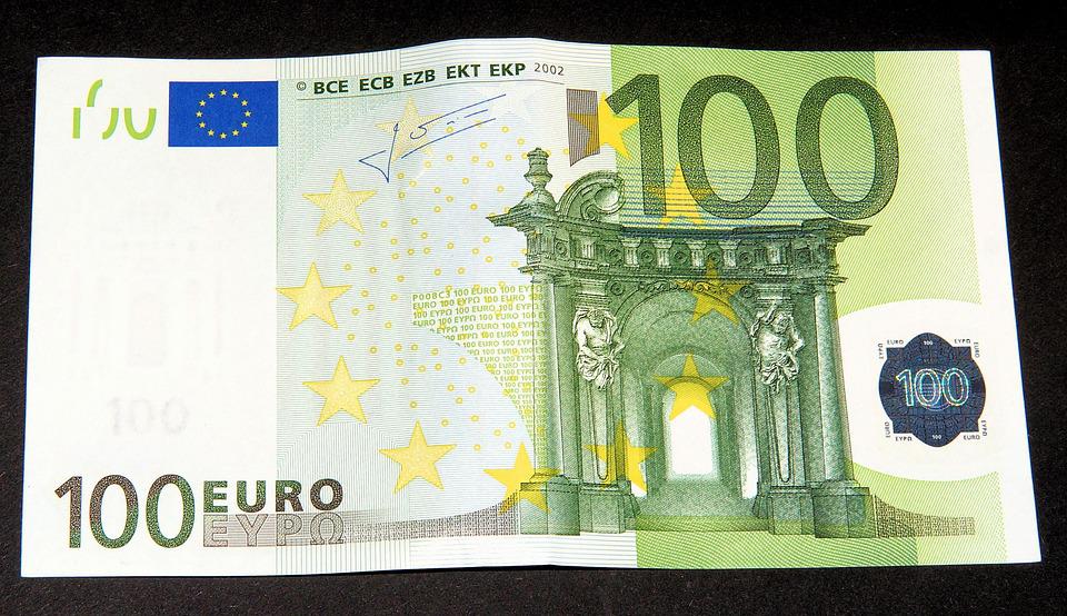 Euro Slides Below $0.99 After Russia Halts Gas Supplies To Europe
