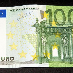 euro-slides-below-0-99-after-russia-halts-gas-supplies-to-europe