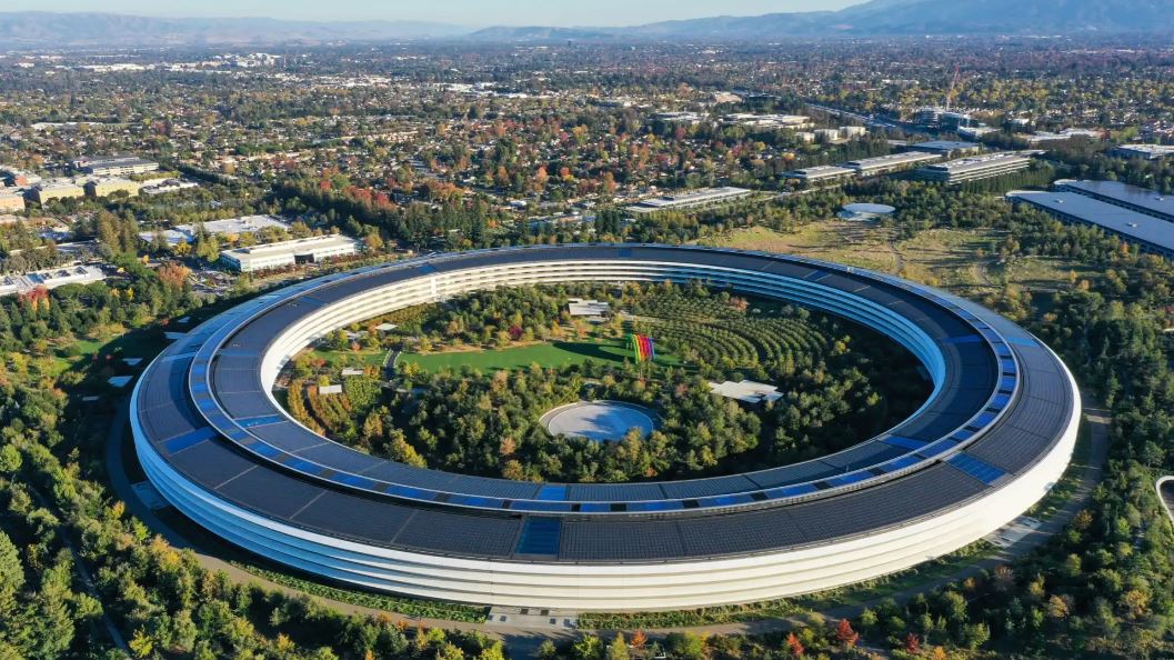 Apple Workers Vote To Unionize Second U.S. Store
