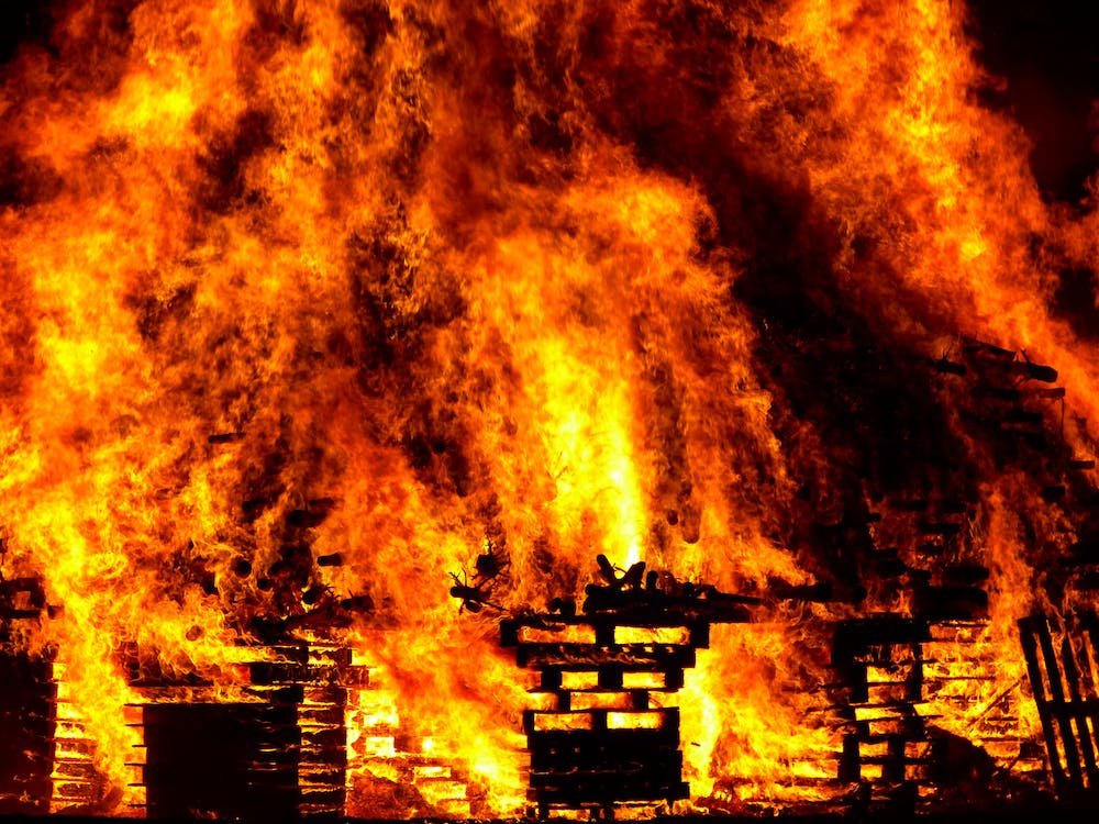 Ukraine War: Explosions In Central Kyiv Amid Air Raid Warning
