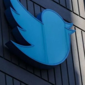 Twitter Removes Suicide Prevention Feature, Says It's Under Revamp