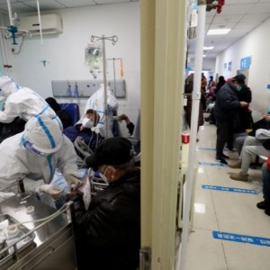 chinese-fret-over-elderly-as-who-warns-of-holiday-covid-surge