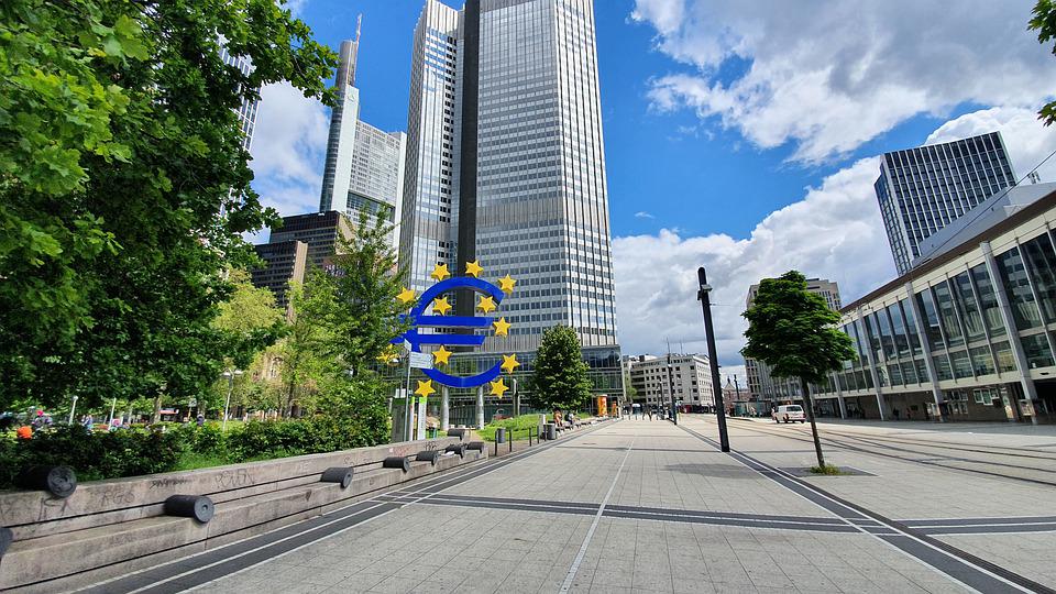 Loans To Russian Soldiers Fuel Calls For European Banks To Quit