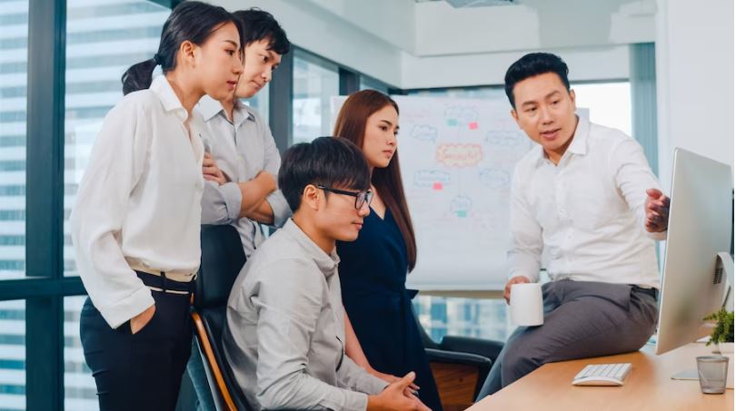 China Sees Record 7.7 Million Applicants For 200,000 Government Jobs
