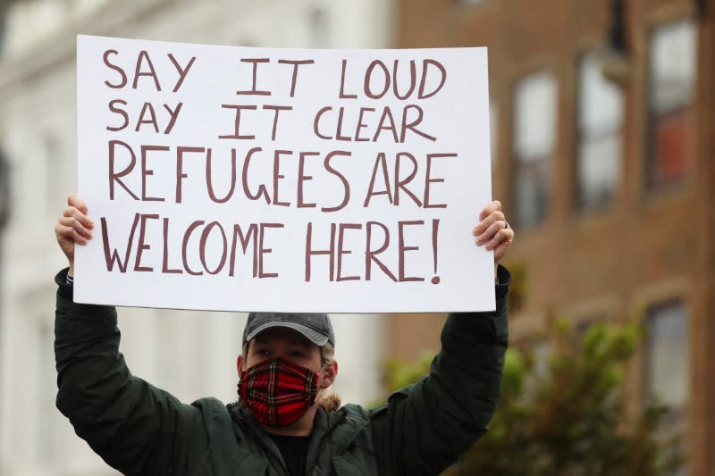 Britain takes steps to prevent racist riots resuming at weekend