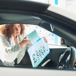 new-car-sales-fall-in-uk-as-europes-manufacturers-feel-strain-from-weak-demand