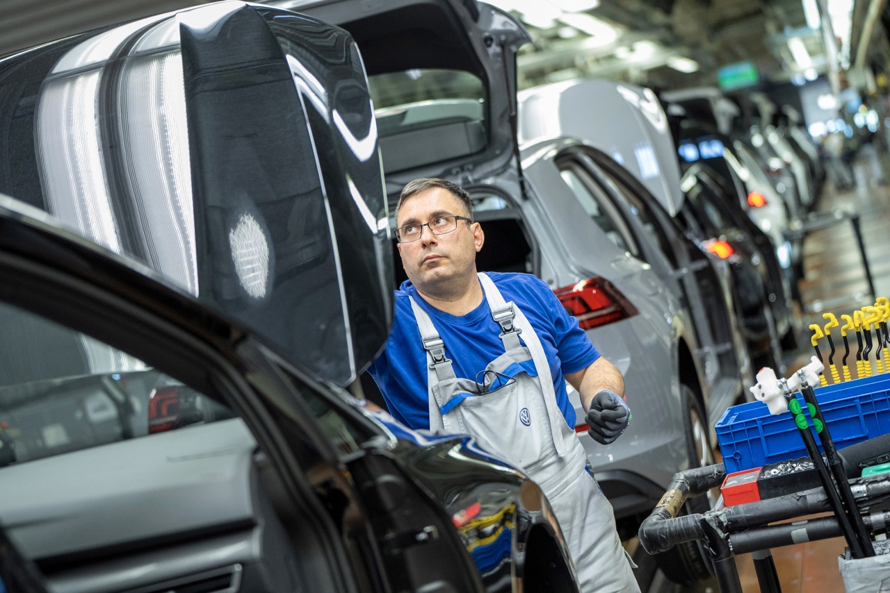 Things Are Going From Bad to Worse for European Carmaker Stocks