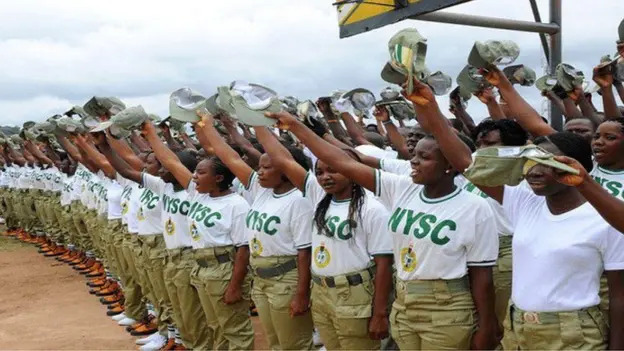 Pidgin - Why Nigeria goment increase NYSC 'alawee' to 77,000 naira