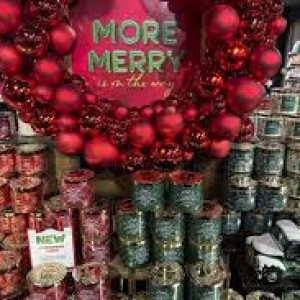 why-stores-are-throwing-out-the-traditional-retail-calendar
