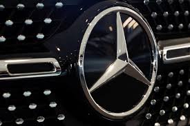 Mercedes-Benz Embraces Cost-cutting to Reignite Sales after Profit Drop